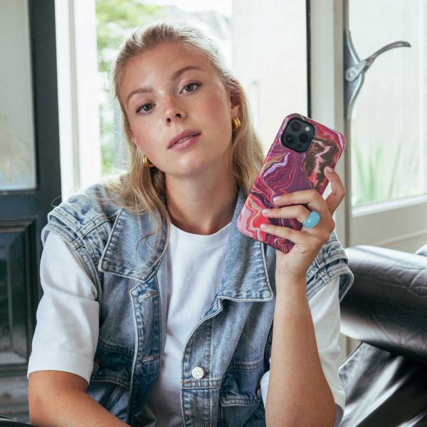 Selencia Vivid Backcover met MagSafe Apple iPhone 15 Pro - Marble Purple