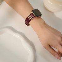 Burga Genuine Leather Band Apple Watch | 38/40/41/42 mm - Mobwife / Gold