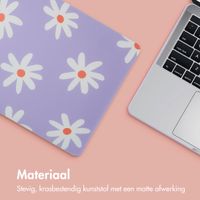 imoshion Design Laptop Cover Apple MacBook Pro 16 inch (2021 / 2023 M3 / 2024 M4 / 2026 M5) - Flowers Distance