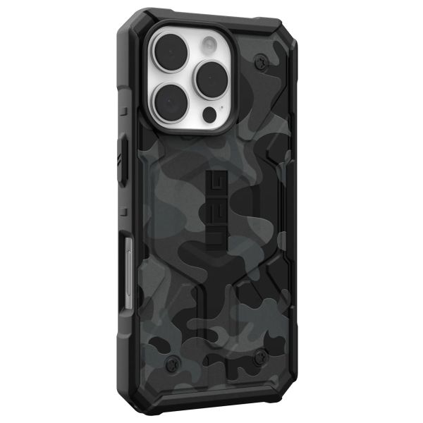 UAG Pathfinder Backcover Apple iPhone 16 Pro - Midnight Camo