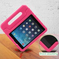 imoshion Kidsproof Backcover met handvat Apple iPad 6 (2018) 9.7 inch / iPad 5 (2017) 9.7 inch - Roze