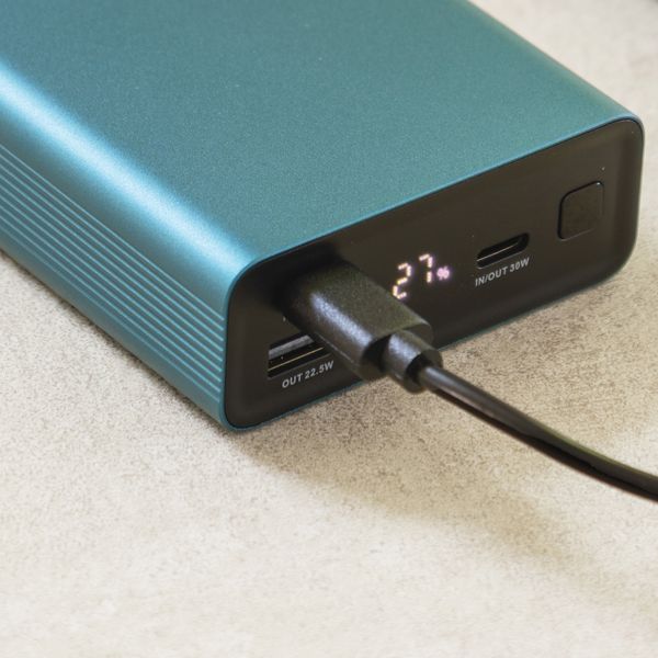 imoshion Ultra Series Aluminium Powerbank 20,000 mAh - Quick Charge and Power Delivery - Petrol Green