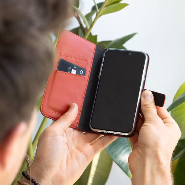Selencia Echt Leren Bookcase Huawei P20 - Rood