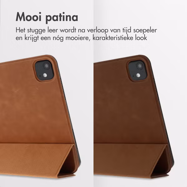 Accezz Leather Trifold Bookcase Apple iPad Pro 13 (2025) M5 / (2024) M4 - Cognac