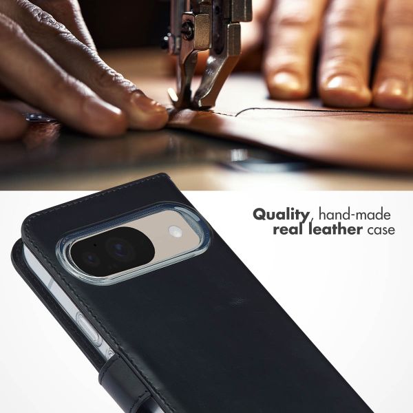 Selencia Genuine Leather Book Case Google Pixel 10 / 10 Pro - Black