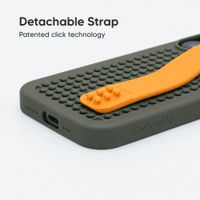 Callbuddy Hoesje met Strap Apple iPhone 17 - Camo Orange
