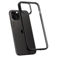 Spigen Ultra Hybrid Backcover Apple iPhone 12 (Pro) - Zwart