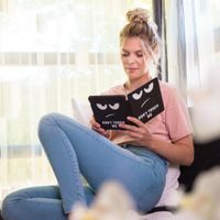 imoshion Design Vouwbare Bookcase Kobo Libra 2 / Tolino Vision 6 - Don't touch