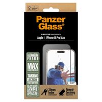 PanzerGlass Screenprotector Aluminium Frame Ultra Wide Fit met applicator iPhone 16 Pro Max