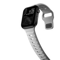 Nomad Sport band FKM Apple Watch Series 1 t/m 11 / SE / Ultra (44/45/46/49 mm) - Lunar Gray