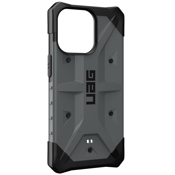 UAG Pathfinder Backcover Apple iPhone 13 Pro - Silver