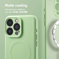 imoshion Color Backcover met MagSafe iPhone 15 Pro Max - Groen