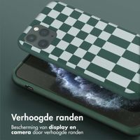 Selencia Siliconen design hoesje met afneembaar koord iPhone 11 Pro - Irregular Check Green