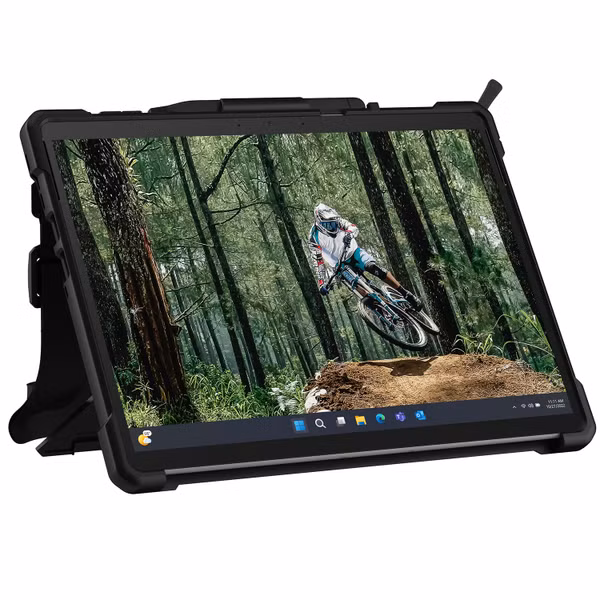 UAG Plasma Backcover Microsoft Surface Pro 9 / Pro 10 / Pro 11 - Transparant