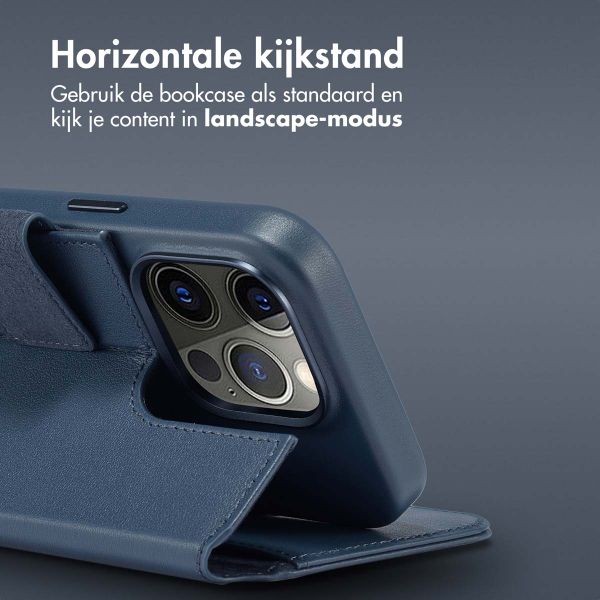 Accezz Leather Bookcase 2-in-1 met MagSafe Apple iPhone 14 Pro - Nightfall Blue