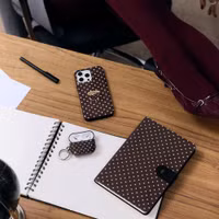 Burga Hardcase Apple AirPods Pro 2 - Sorry Busy