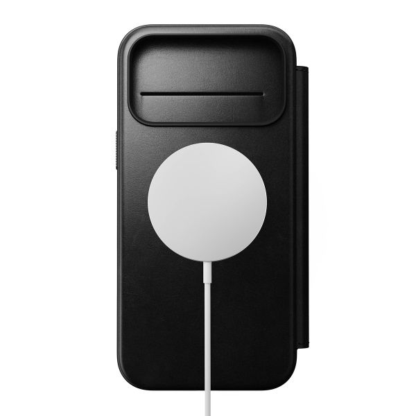 Nomad Modern Horween Leather Folio Bookcase met MagSafe Apple iPhone 17 Pro Max - Zwart