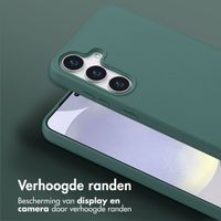 Selencia Siliconen hoesje met afneembaar koord Samsung Galaxy S25 Plus - Donkergroen