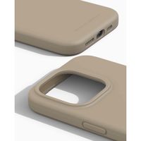iDeal of Sweden Silicone Case Apple iPhone 15 Pro - Beige