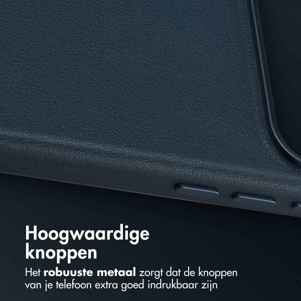 Accezz MagSafe Leather Backcover Apple iPhone 17 Pro Max - Nightfall Blue