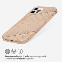 Selencia Aurora Fashion Backcover iPhone 12 (Pro) - Duurzaam hoesje - 100% gerecycled - Earth Leaf Beige