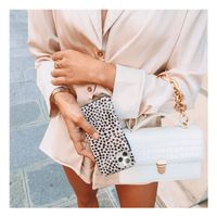 Burga Tough Backcover MagSafe Apple iPhone 18 Pro - Almond Latte
