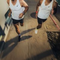 Nomad Tempo siliconen band Apple Watch Series 1 - 9 / SE (38/40/41 mm) | Series 10 / 11 (42 mm) - Purple