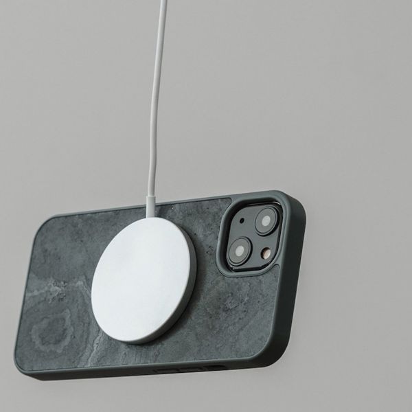 Woodcessories Bumper Case MagSafe iPhone 14 - Real Slate Stone