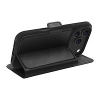 dbramante1928 Oslo Pro Bookcase met MagSafe Apple iPhone 17 Pro - Zwart