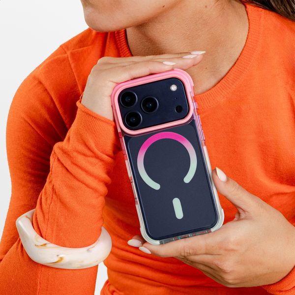 Selencia Gradient Backcover met MagSafe Apple iPhone 17 Pro - Roze / Blauw
