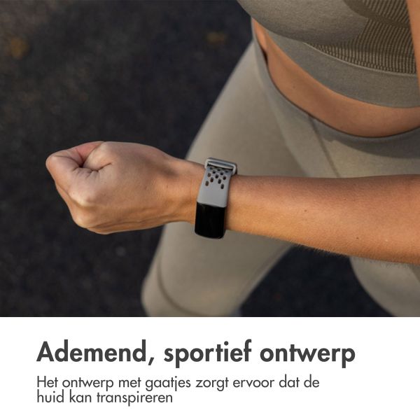 imoshion Siliconen sport bandje met gaatjes Fitbit Charge 5 / Charge 6 - Grijs