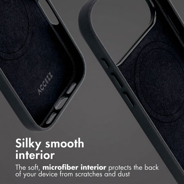 Accezz Leather Case with MagSafe Apple iPhone 18 Pro / 17 Pro - Onyx Black