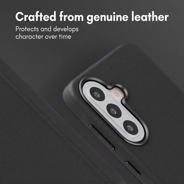 Accezz Leather Case with MagSafe Samsung Galaxy A57 (5G) - Onyx Black