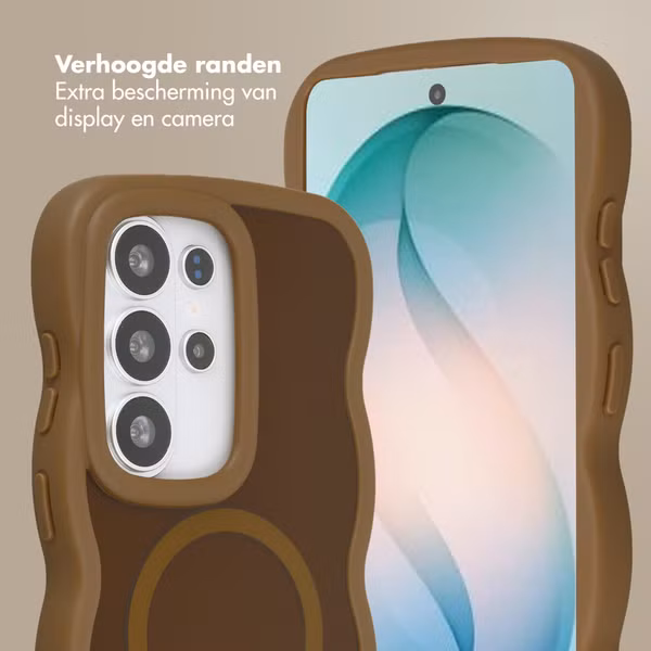 Selencia Wavy Backcover met MagSafe Samsung Galaxy S26 Ultra - Mocha Brown