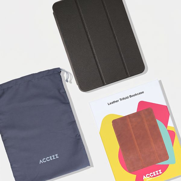 Accezz Leather Trifold Bookcase Apple iPad Pro 13 (2025) M5 / (2024) M4 - Black