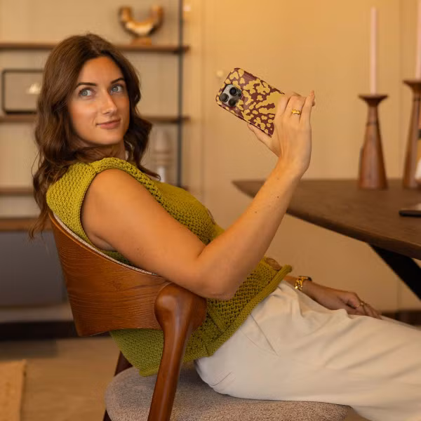 Selencia Vivid Backcover met MagSafe Samsung Galaxy S25 - Moo'd Olive Dust