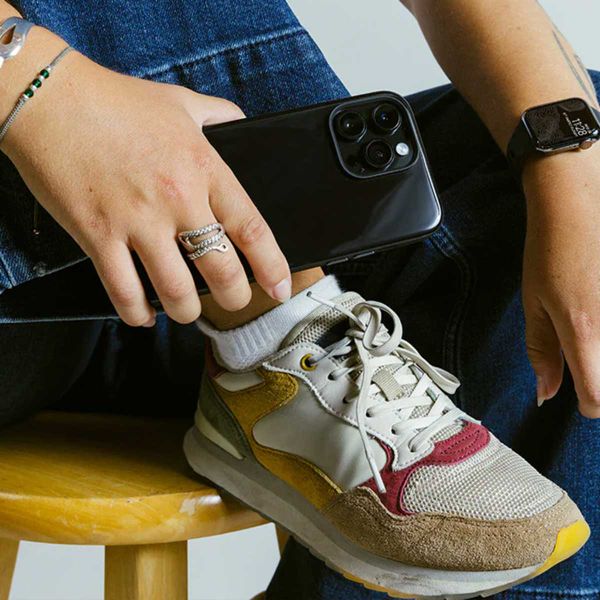 Nomad Sport Case Apple iPhone 15 Pro - Zwart