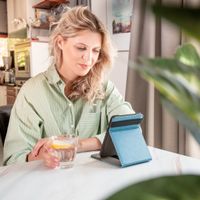 imoshion Stand Flipcase Pocketbook Era Color - Lichtblauw