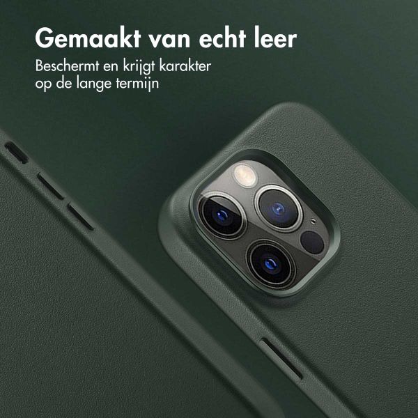Accezz MagSafe Leather Backcover Apple iPhone 14 Pro - Cedar Green