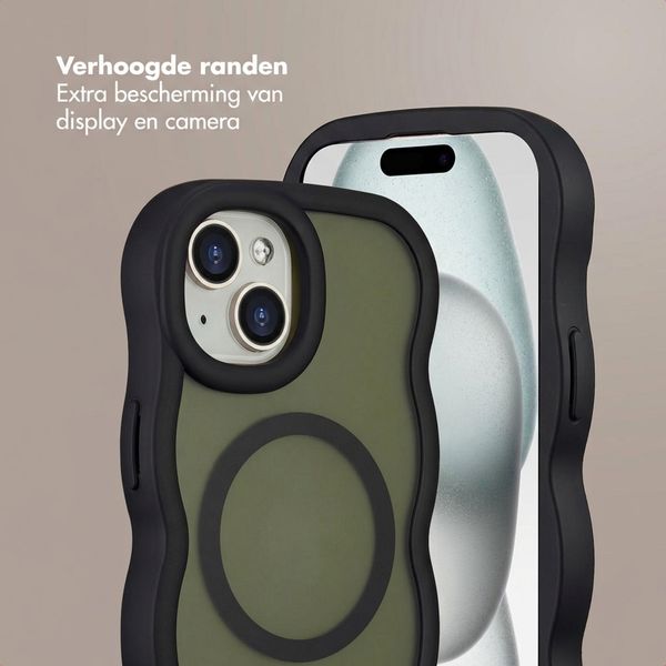 Selencia Wavy Backcover met MagSafe Apple iPhone 15 - Zwart