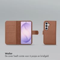 Selencia Olyn Uitneembare Bookcase met MagSafe Samsung Galaxy S26 - Bruin