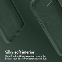 Accezz Leather Back Cover with MagSafe Apple iPhone 13 - Cedar Green