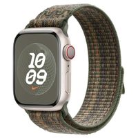 Apple Nike Sport Loop Band Apple Watch Series 1 t/m 9 / SE (38/40/41 mm) | Series 10 / 11 (42 mm) - Sequoia & Orange