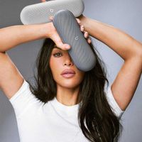 Beats Pill x Kim Kardashian Bluetooth Speaker - Gen3 - Dark Gray