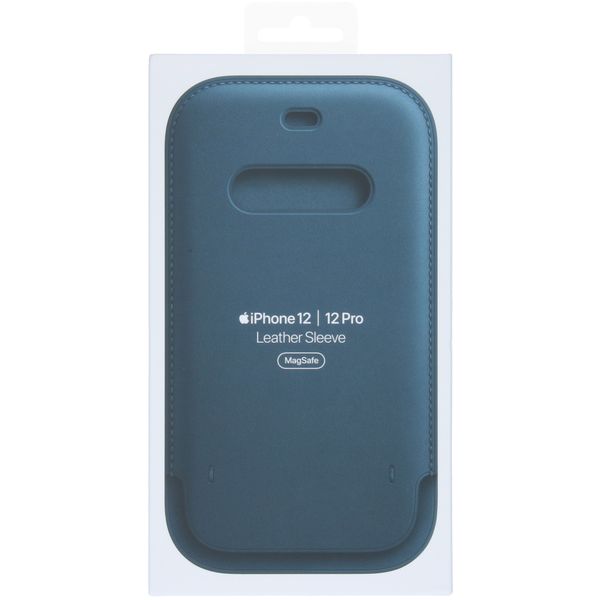 Apple Leather Sleeve MagSafe Apple iPhone 12 (Pro) - Baltic Blue