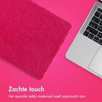 imoshion Teddy Hard Cover Apple MacBook Air 13 inch (2022 / 2024 M3 chip / 2025 M4 chip) - Hot Pink