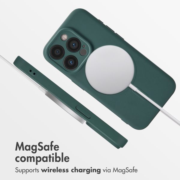 imoshion Colour Back Cover with MagSafe Apple iPhone 15 Pro - Dark Green