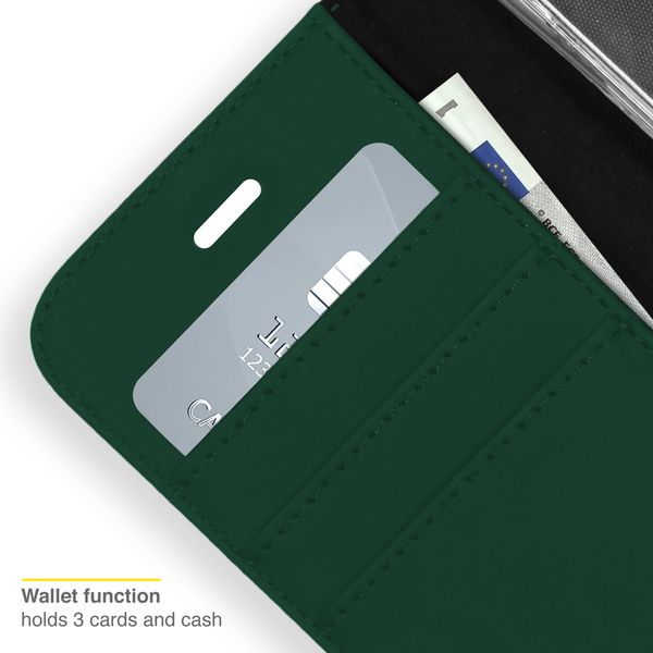 Accezz Wallet Softcase Bookcase Apple iPhone 12 (Pro) - Groen