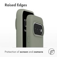 Accezz Liquid Silicone Case with MagSafe Google Pixel 11 / 11 Pro / 10 / 10 Pro - Cooper Green