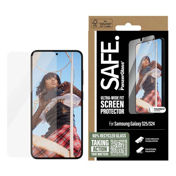 SAFE by PanzerGlass Ultra-Wide Fit Screenprotector incl. applicator Samsung Galaxy S24